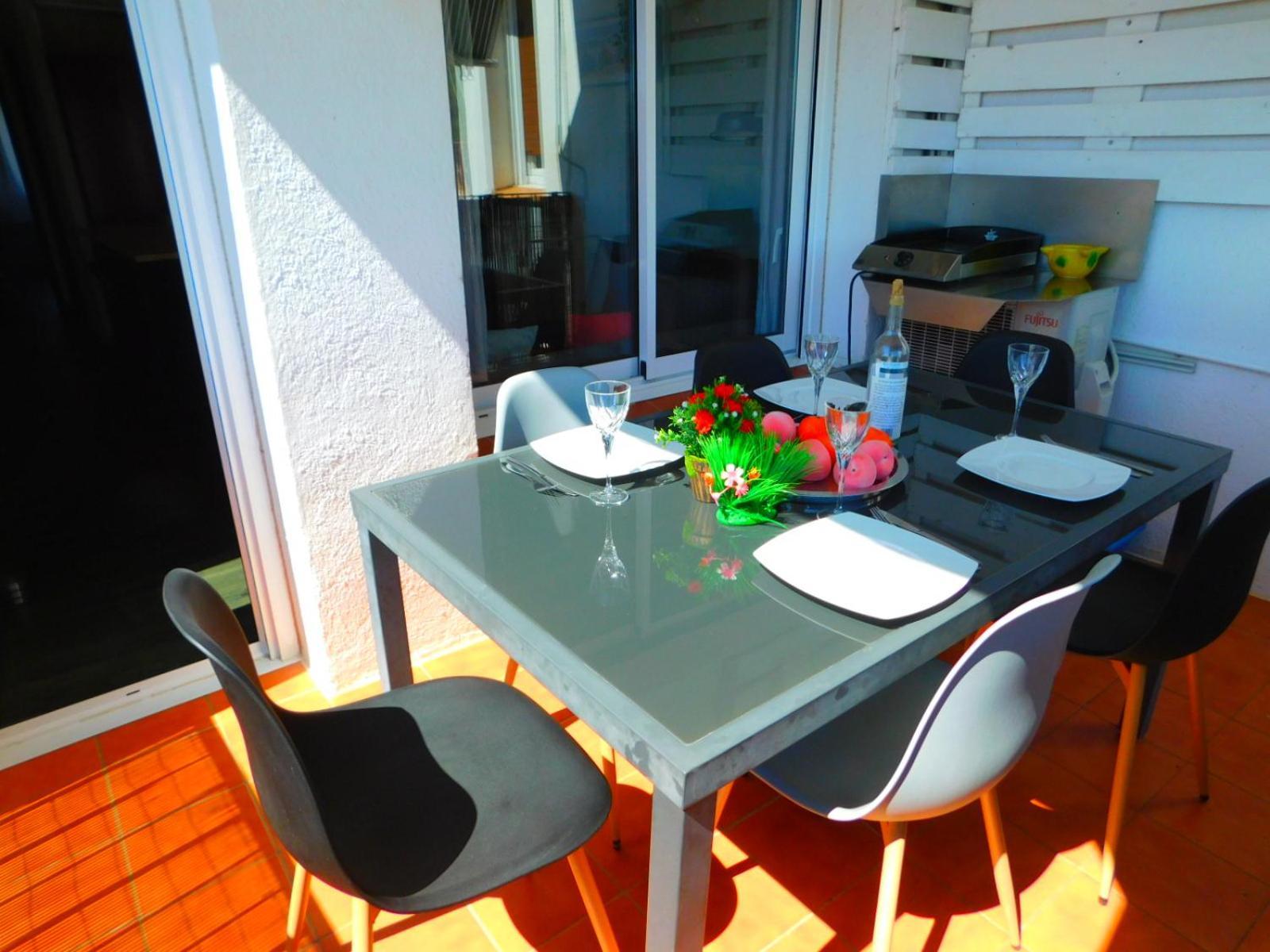 Gmid Immo Apartamento Mas Oliva Rosas Exterior foto