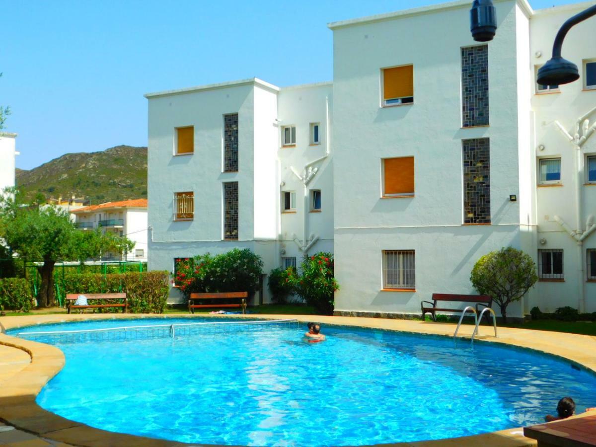 Gmid Immo Apartamento Mas Oliva Rosas Exterior foto